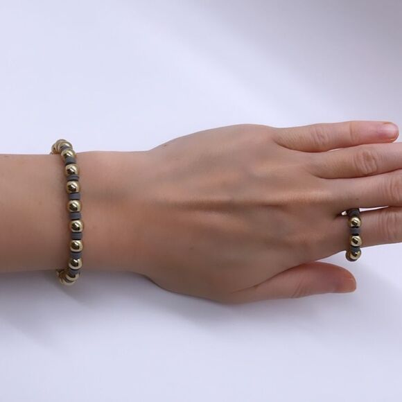 NWT Wool + Pepper Co. Gold & Gray Matching Set - Picture 3 of 4